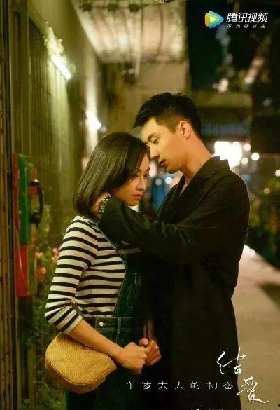 国产情侣在线播放,浪漫瞬间，甜蜜共享